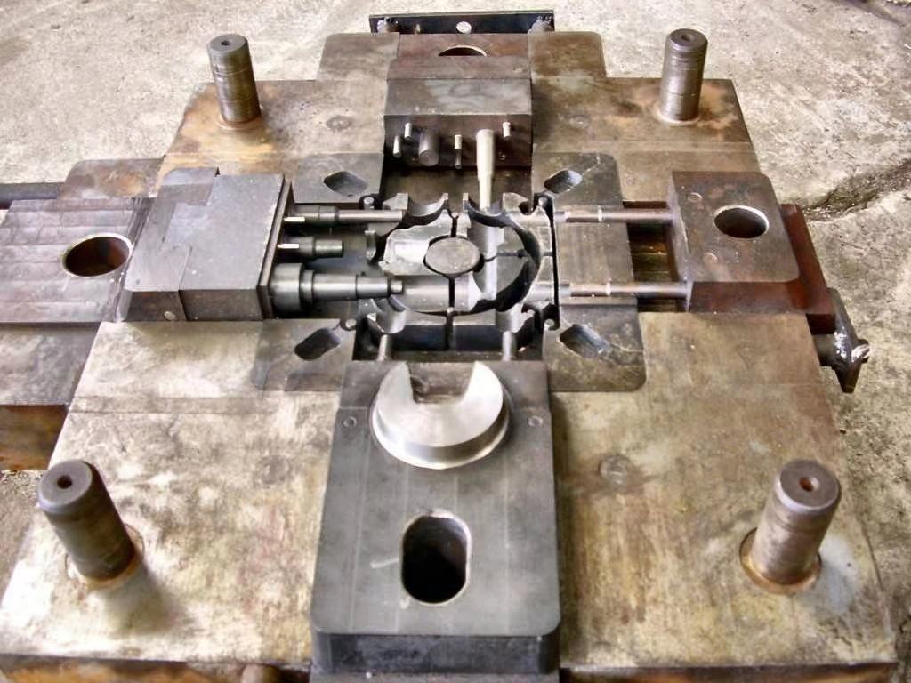 模具（jù）回收